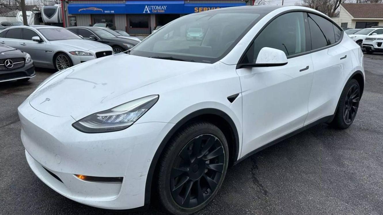 TESLA MODEL Y 2022 7SAYGAEE2NF314172 image